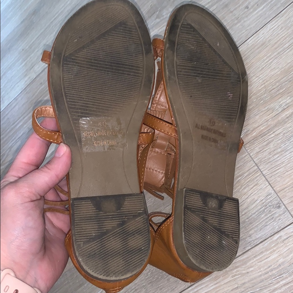385 Fifth Brown Indian Boho Fringe Tan Sandals Zip Up - Picture 6 of 8